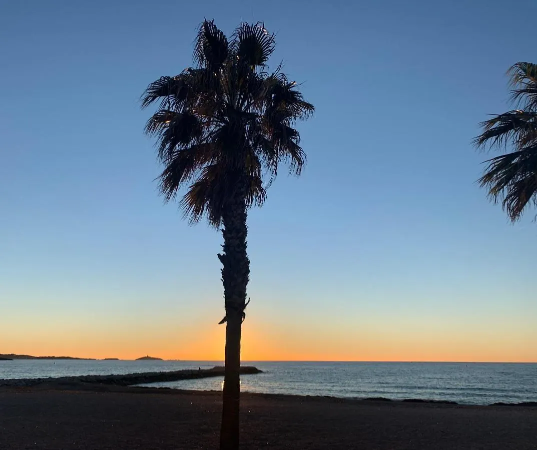 Appartement Studio Sanary-Sur-Mer Proche Gare